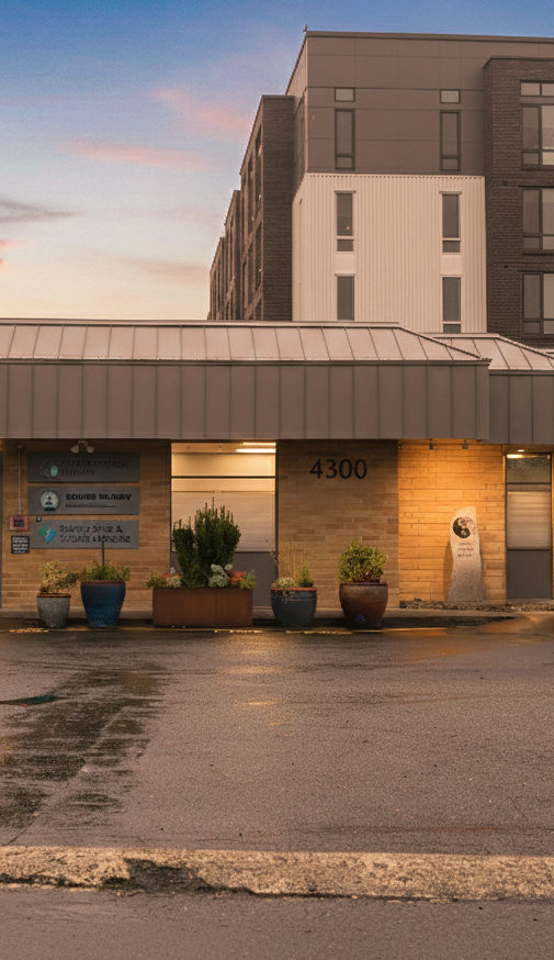 Seattle Spine & Sports Medicine - Collaborative medical building in Lynnwood, WA